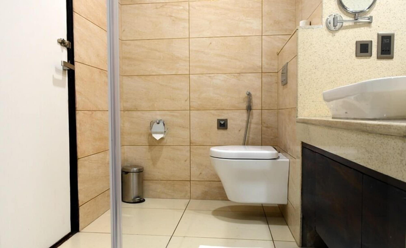 Bathroom 5, Hotel Dhroov By Mystical Views, Shimla
