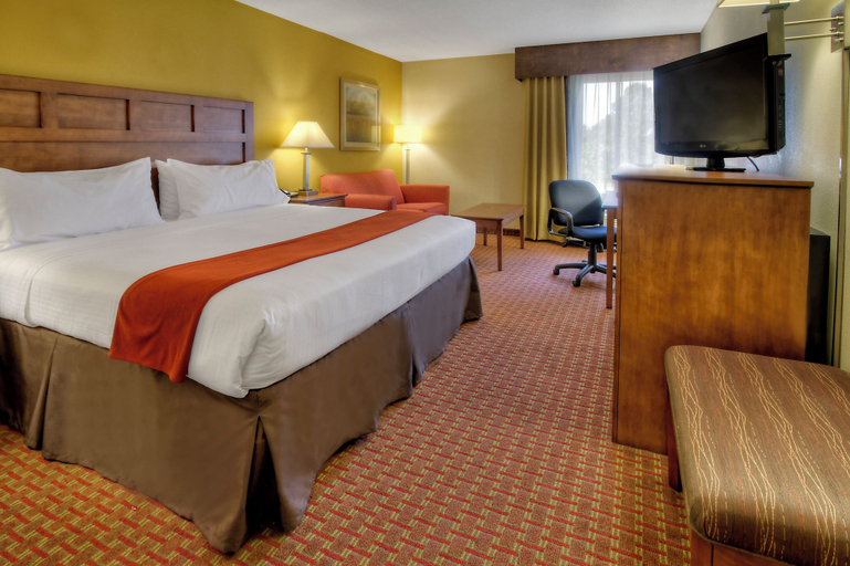Bedroom 3, Hampton Inn Rocky Mount, Nash