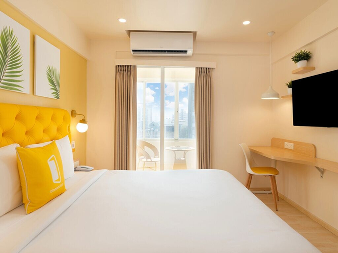 Bedroom 3, Bloom Hotel Balewadi, Pune