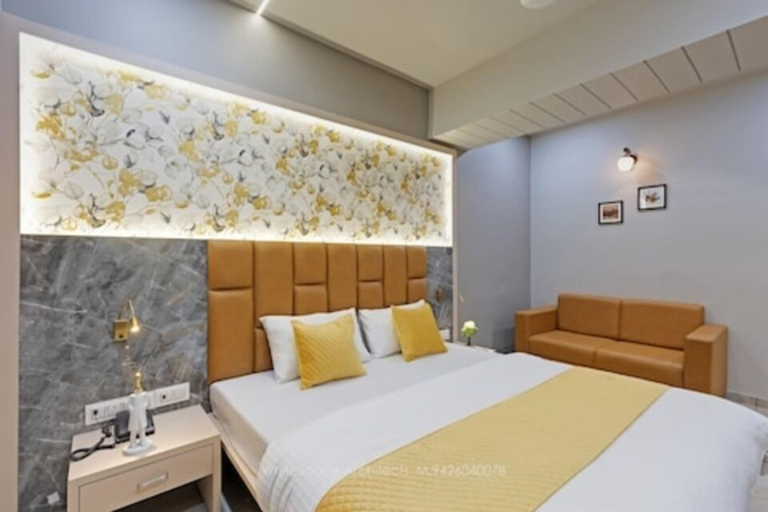 Bedroom 4, Hotel Annex Inn, Ahmadabad