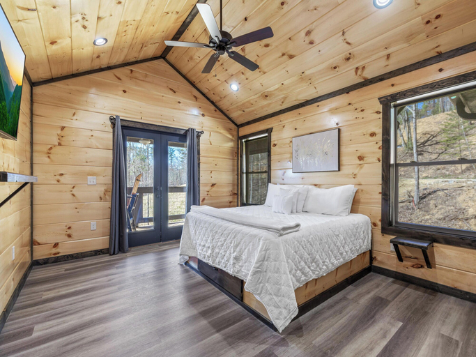 Bedroom 3, Bear Elegance by Smoky Cove Resort, Sevier