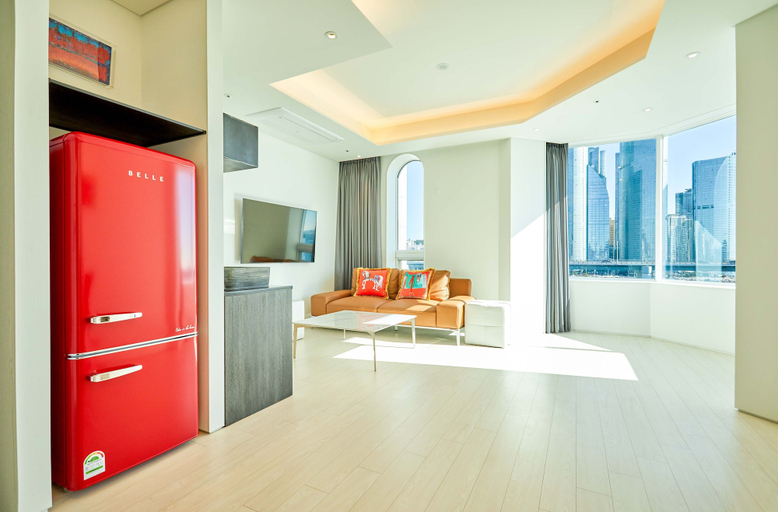 Others 5, AG405 Hotel, Suyeong