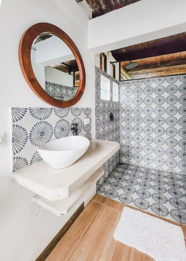 Bathroom 4, Calala Lodge, Puntarenas