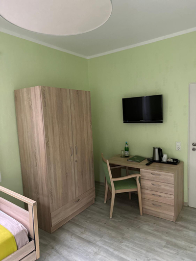 Others 5, Pension Pusteblume, Prignitz