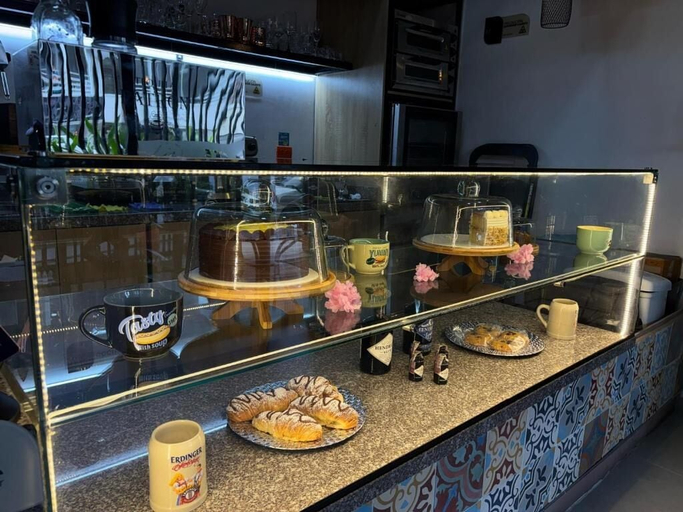 Food & Drinks 5, Hotel Star 37 Av, Ibagué