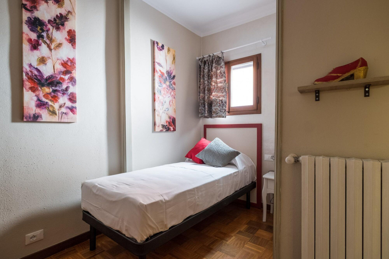 Others 4, Rolandino Apartment by Wonderful Italy, Bologna