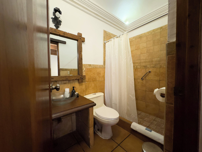 Bathroom 3, Naif Boutique Hotel, Antigua Guatemala