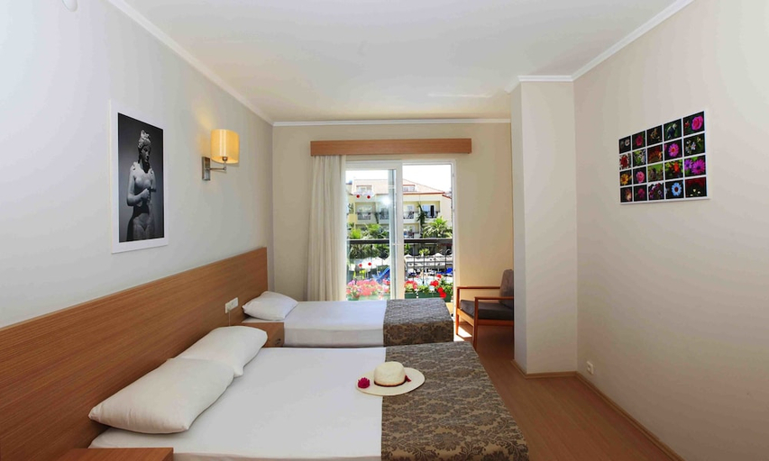 Bedroom 2, Sun City Apartments, Manavgat
