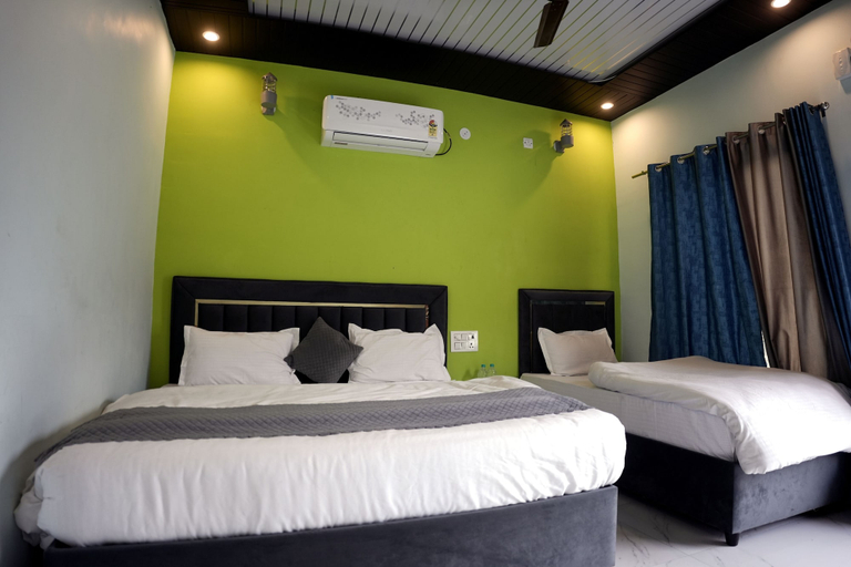 Bedroom 3, The Hidden Paradise, Garhwal