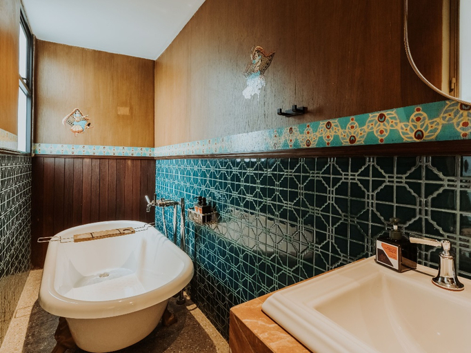 Bathroom 3