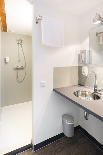 Bathroom 3, Hotel Blooker, Schouwen-Duiveland
