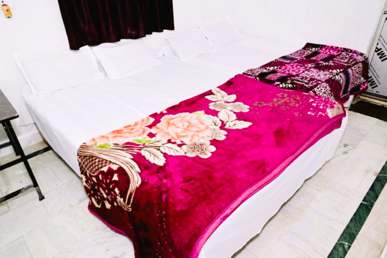Family room, SHIVAY Guest House, Deoghar