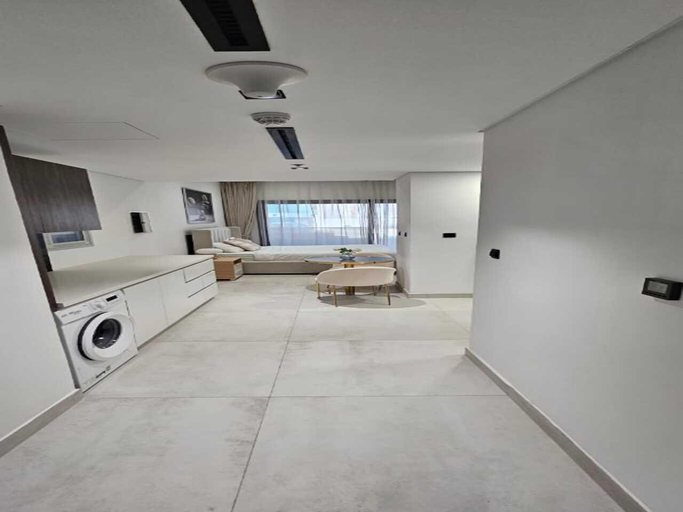Others 3, Luxury Studio in Jumeirah Village Circle, Dubai