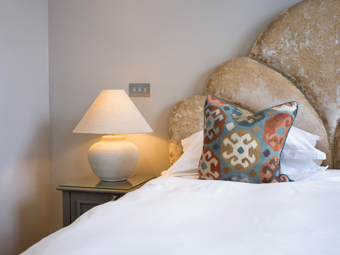 Bedroom 2, The Kings Arms, WorldHotels Distinctive, Dorset