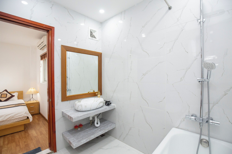Bathroom 4, Sumitomo 4- Serviced Apartment, Ba Đình