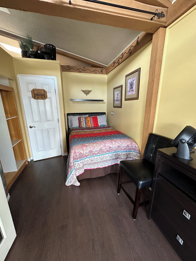 Bedroom 3, Peachland Beach Resort, Central Okanagan