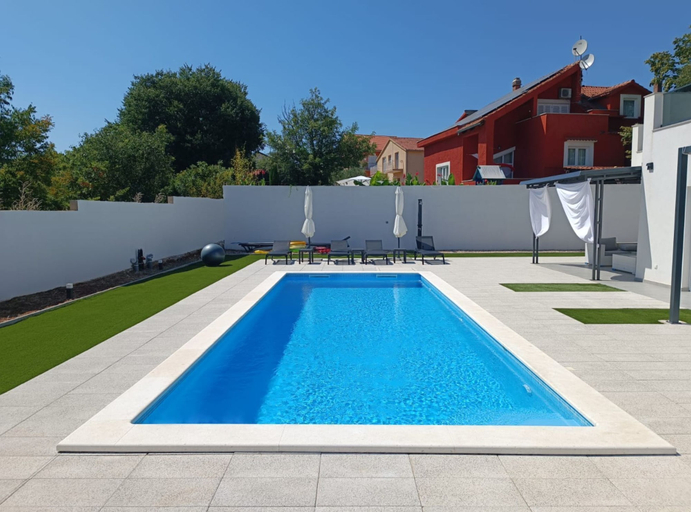 Sport & Beauty 2, Holiday Home Iva, Bilice