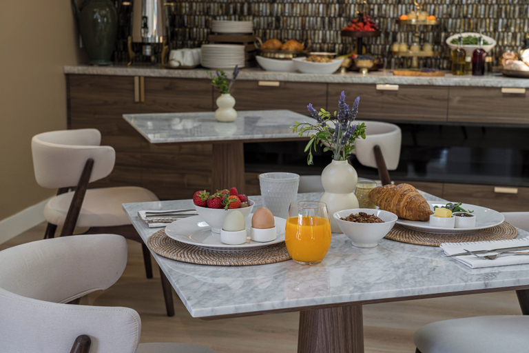 Food & Drinks 5, Casia Inn, Sonoma