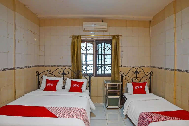 Bedroom 3, OYO 92266 Hotel Binaka Medan, Medan