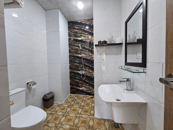 Bathroom 5