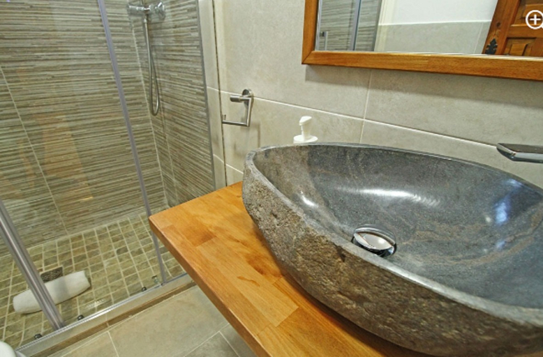 Bathroom 5, Snö Apartamentos Mont Romies Plaza, Lleida