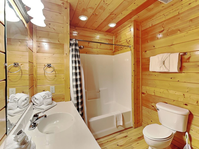 Bathroom 3, Bears Repeating by Jackson Mountain Rentals, Sevier