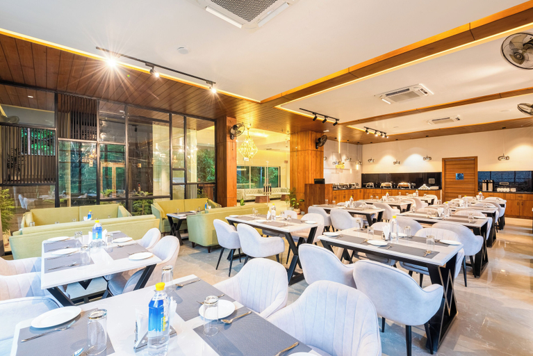 Food & Drinks 4, DLS Divine River Resort and Spa, Garhwal