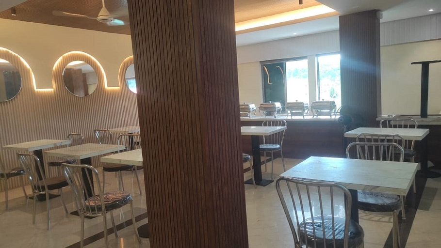 Food & Drinks 4, Hotel Hi city Inn Near ISBT, Kamrup Metropolitan