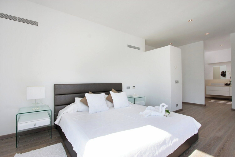 Others 5, Villa Casa Linda, Baleares
