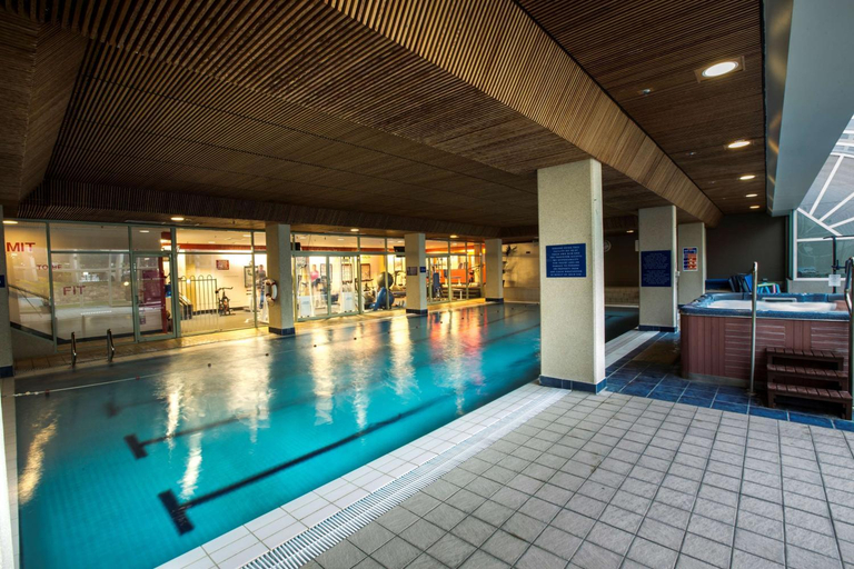Sport & Beauty 2, Rydges Canberra, Canberra