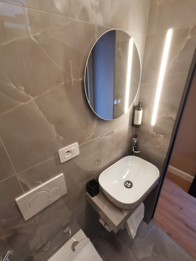 Bathroom 5, Hotel Fiori, Roma