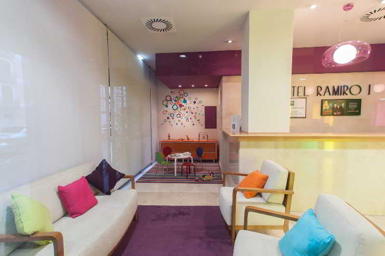 Public Area 3, ibis Styles Zaragoza Ramiro I, Zaragoza