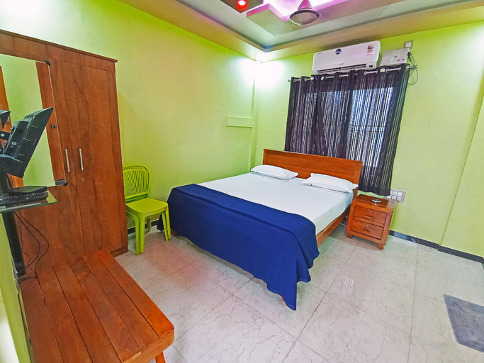 Bedroom 2, Chinnu Lodge, Uttara Kannada