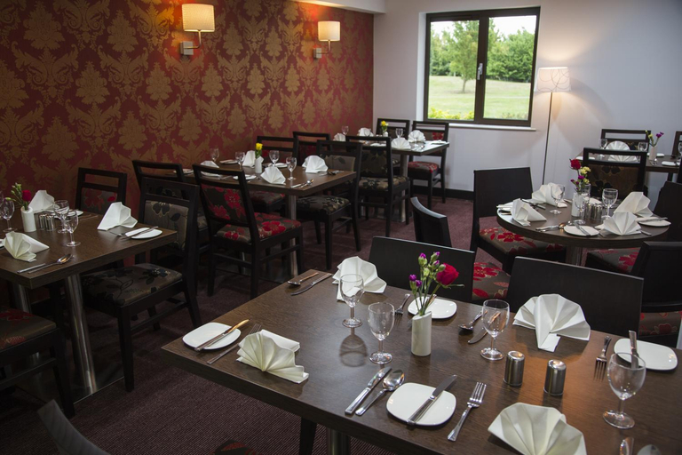 Food & Drinks 5, Ramada by Wyndham Cambridge, Cambridgeshire
