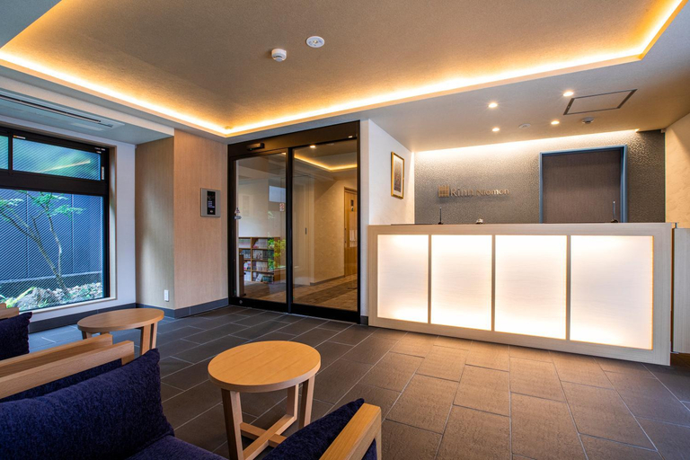 Public Area 2, Rinn Niomon, Kyoto