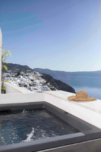 Sport & Beauty 4, ArmonOia Suites Santorini, South Aegean