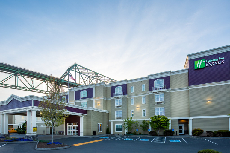 Exterior & Views 2, Holiday Inn Express & Suites ASTORIA by IHG, Clatsop