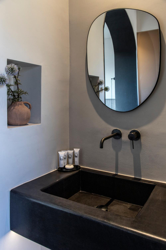 Bathroom 4, Nimbus Santorini, South Aegean