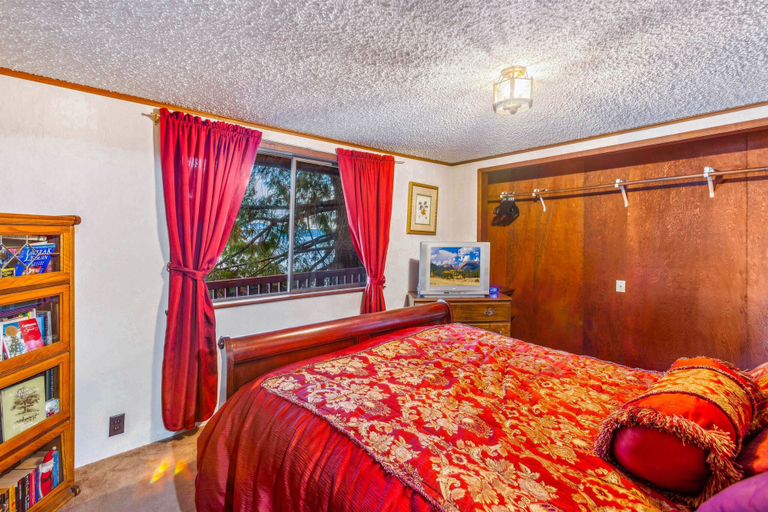 Room 2, Rita s Lodge in Brinnon, Jefferson