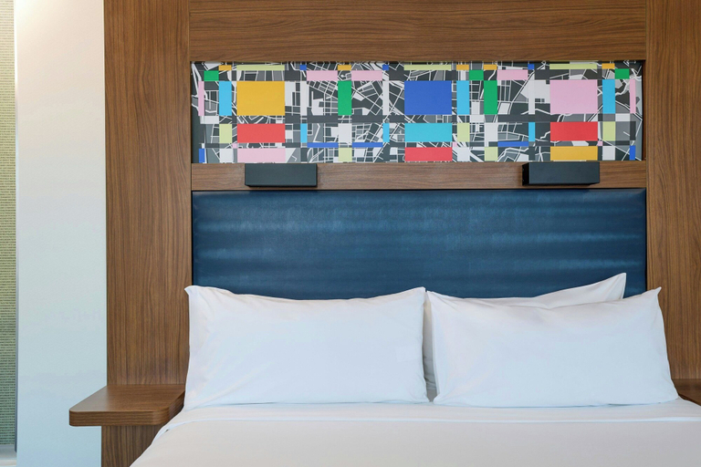 Bedroom 3, Aloft by Marriott Durham Downtown, Durham