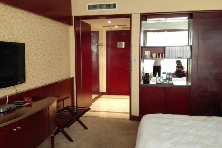 Bedroom 3, Qilu Wangfu Hotel, Yantai