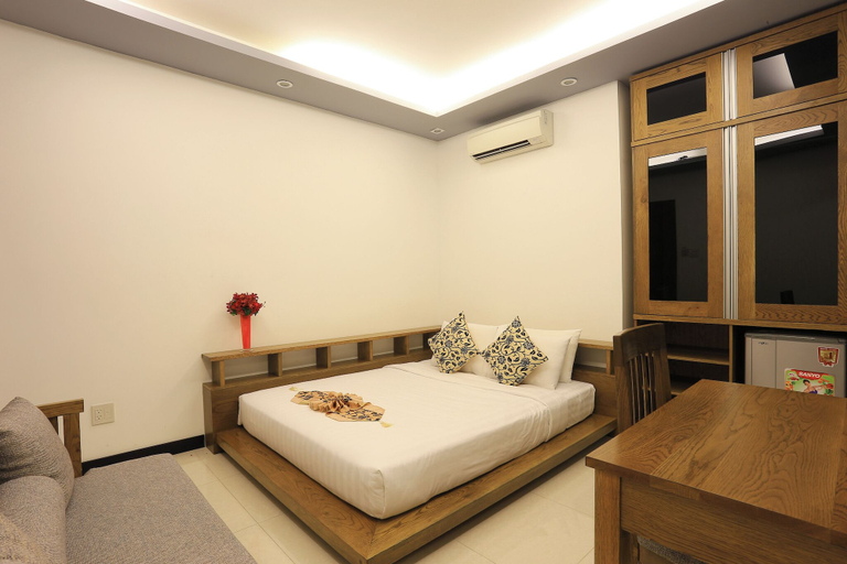 Bedroom 3, VALENTINE HOTEL, District 5