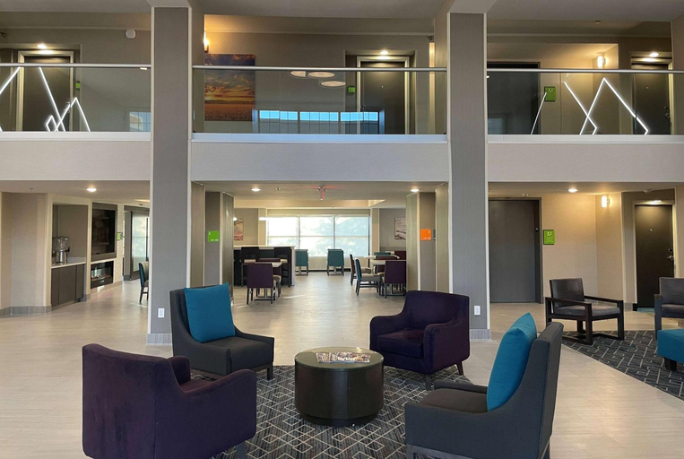 Public Area 2, La Quinta Inn & Suites by Wyndham Jonesboro, Craighead