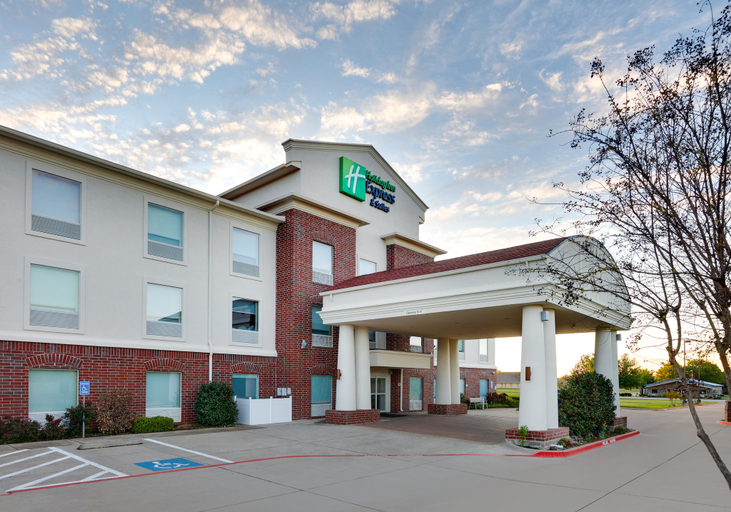 Exterior & Views 2, Holiday Inn Express & Suites CLEBURNE by IHG, Johnson