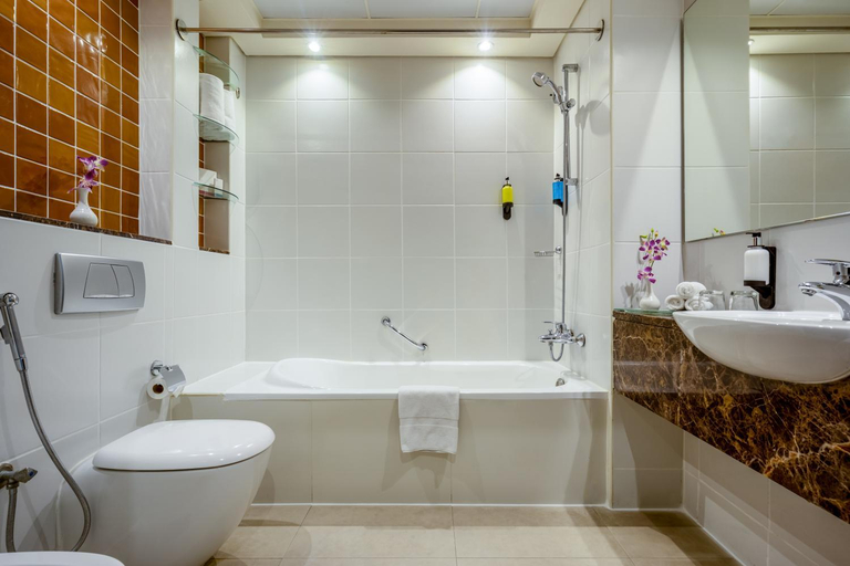 Bathroom 5, Flora Creek Deluxe Hotel Apartments, Dubai, Dubai
