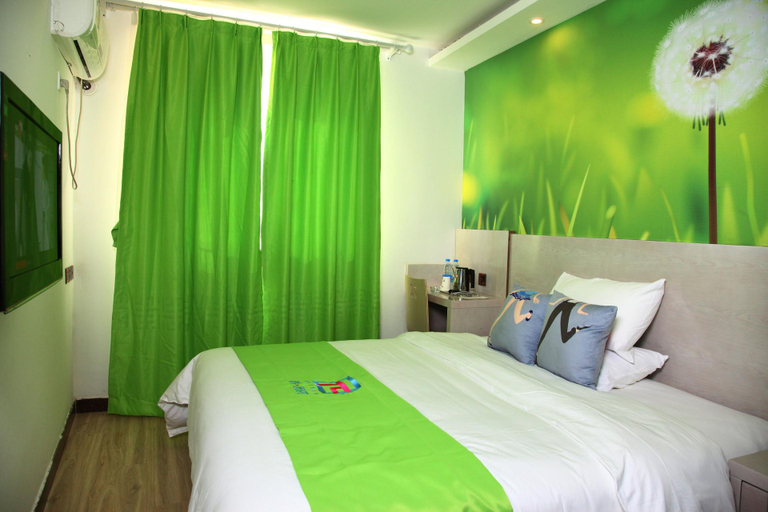 Bedroom 3, Pai Hotel Beijing Huaxiang Bridge Guogongzhuang Subway Station, Beijing