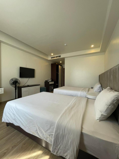 Bedroom 6