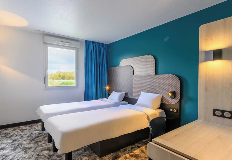 Bedroom 4, B&B HOTEL Compiègne Thourotte, Oise