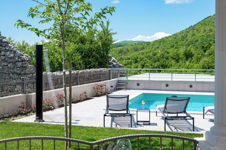 Sport & Beauty 5, Villa Miam, Cista Provo