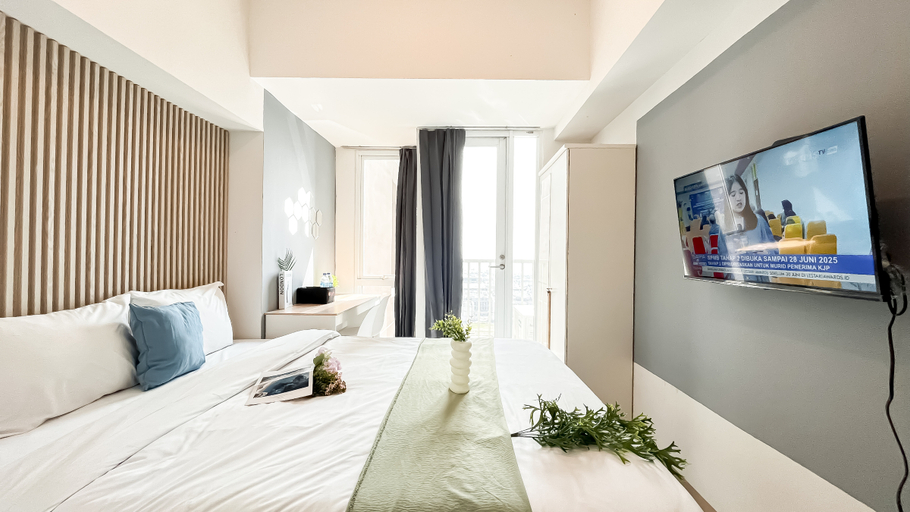 Others 3, Nice Studio near Tokyo Hub at Tokyo Riverside PIK 2 Apartment By Travelio, Tangerang
